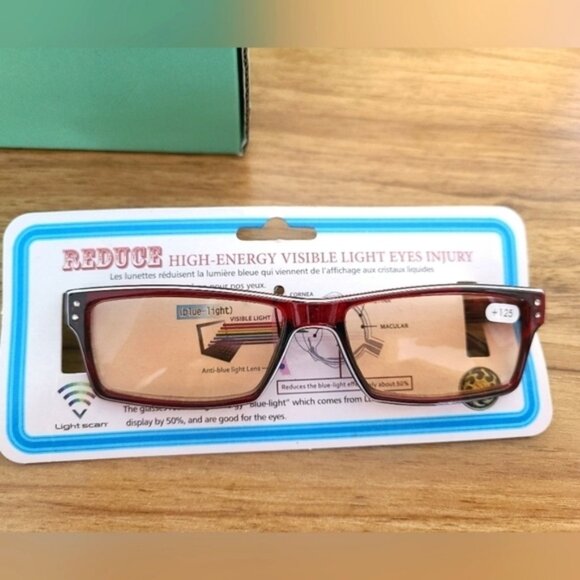 TRÏBE Blue Light Blocking Readers +125 NWT - Picture 1 of 6